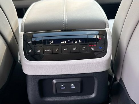 Used 2026 INFINITI QX60 Luxe w/ Cargo Package image 27
