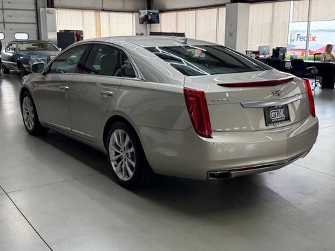 Used 2016 Cadillac XTS Luxury w/ Driver Awareness Package AWD/4WD image 4
