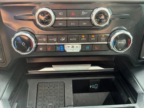 Used 2025 Ford F250 Platinum AWD/4WD image 32