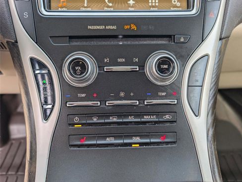 Used 2017 Lincoln MKX Select w/ Select Plus Package image 16