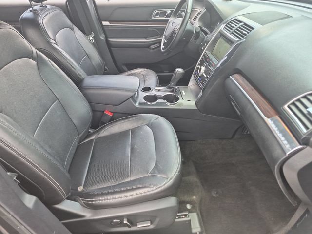 Used 2018 Ford Explorer Limited FWD image 27