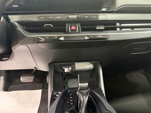 Used 2025 Kia K4 EX image 11