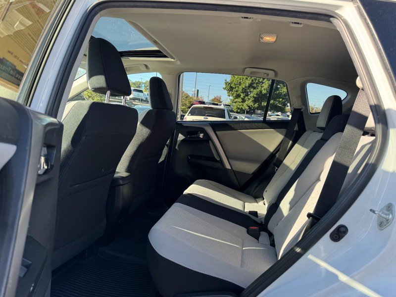 Used 2018 Toyota RAV4 XLE w/ Plus Extra Value Package AWD/4WD image 10