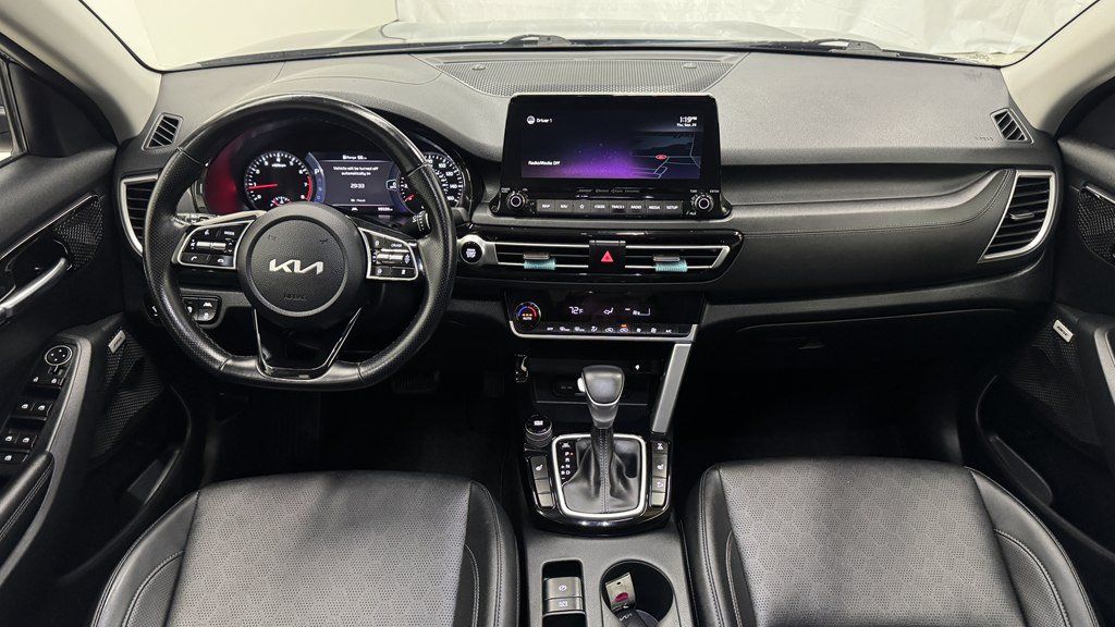 Used 2022 Kia Seltos SX w/ Sunroof Package AWD/4WD image 19