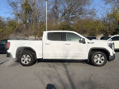 Used 2024 GMC Sierra 1500 SLT