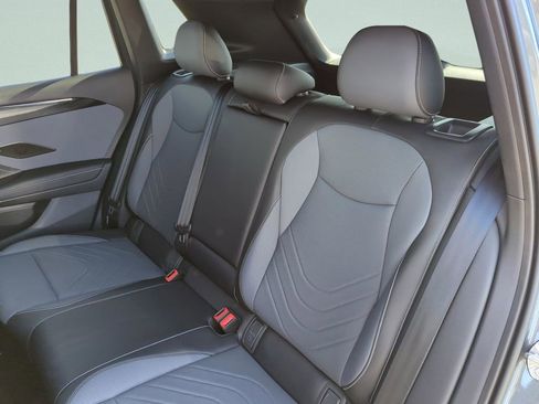 New 2026 Volkswagen Tiguan SE R-Line image 23