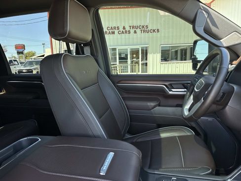Used 2025 GMC Sierra 2500 Denali w/ Denali Reserve Package image 10
