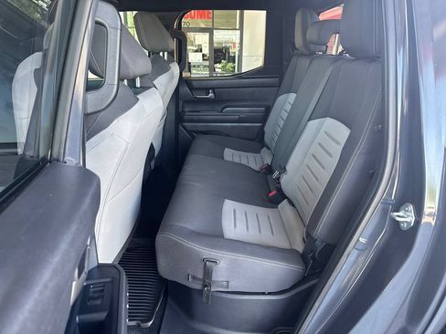Used 2025 Toyota Tacoma TRD Off-Road AWD/4WD image 24