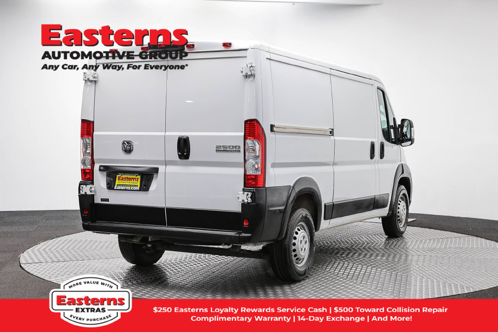 Used 2025 RAM ProMaster 2500 w/ Convenience Group FWD image 6