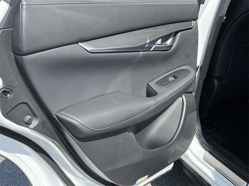 Used 2025 INFINITI QX50 Luxe image 18