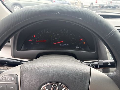 Used 2009 Toyota Camry LE FWD image 45