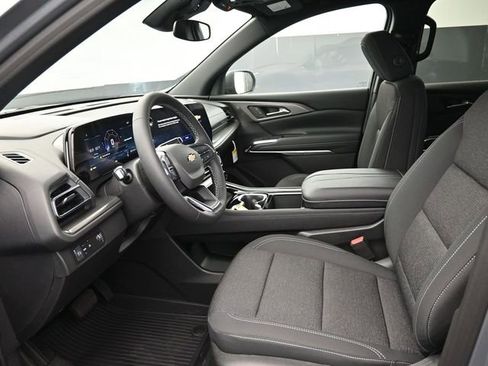 New 2026 Chevrolet Traverse LT w/ LPO, Floor Liner Package image 15