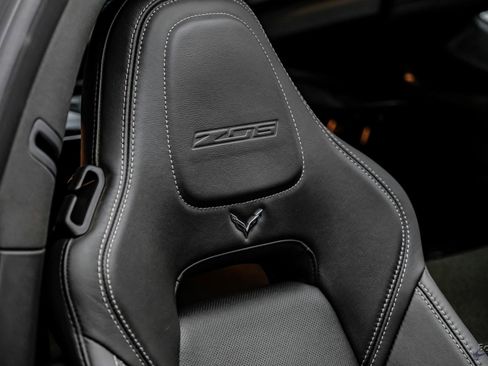 Used 2016 Chevrolet Corvette Z06 w/ 2LZ Preferred Equipment Group RWD image 57