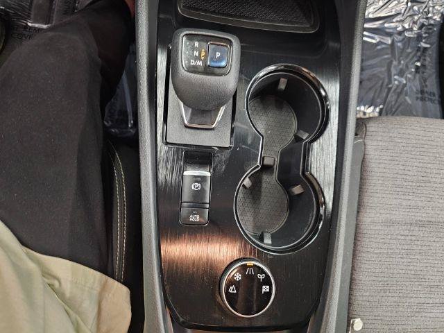 Used 2021 Nissan Rogue SV AWD/4WD image 18