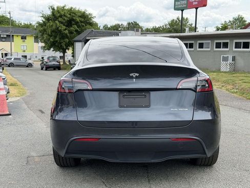 Used 2024 Tesla Model Y Long Range AWD/4WD image 20