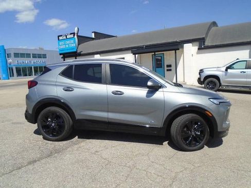 Certified 2026 Buick Encore GX Sport Touring w/ Comfort Package AWD/4WD image 5