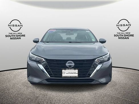 Used 2025 Nissan Sentra SV FWD image 2