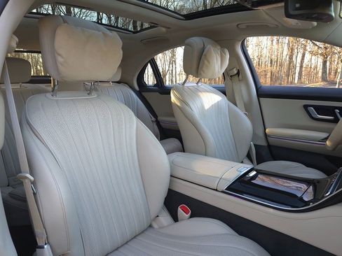 Used 2022 Mercedes-Benz S 500 4MATIC image 20