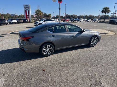 New 2025 Nissan Altima 2.5 S image 10