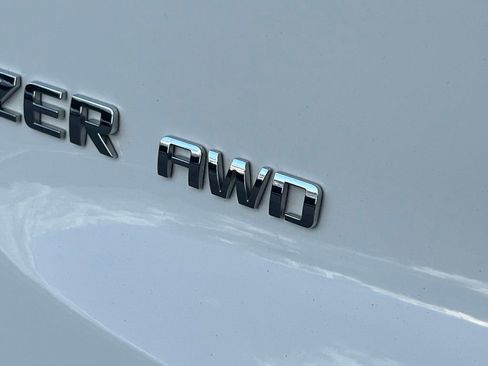 Used 2025 Chevrolet Blazer LT image 15