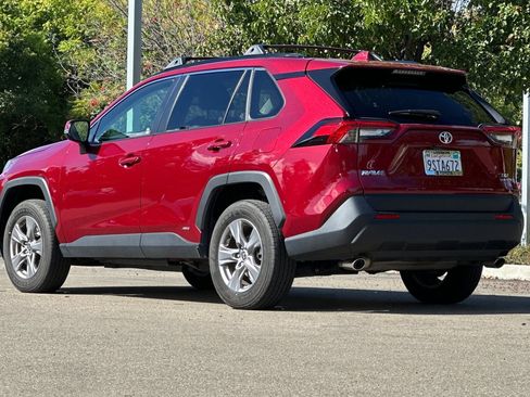 Certified 2025 Toyota RAV4 XLE AWD/4WD image 6