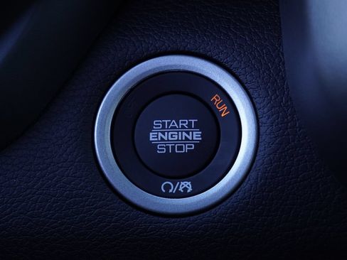 New 2026 RAM 2500 Laramie w/ Night Edition AWD/4WD image 21