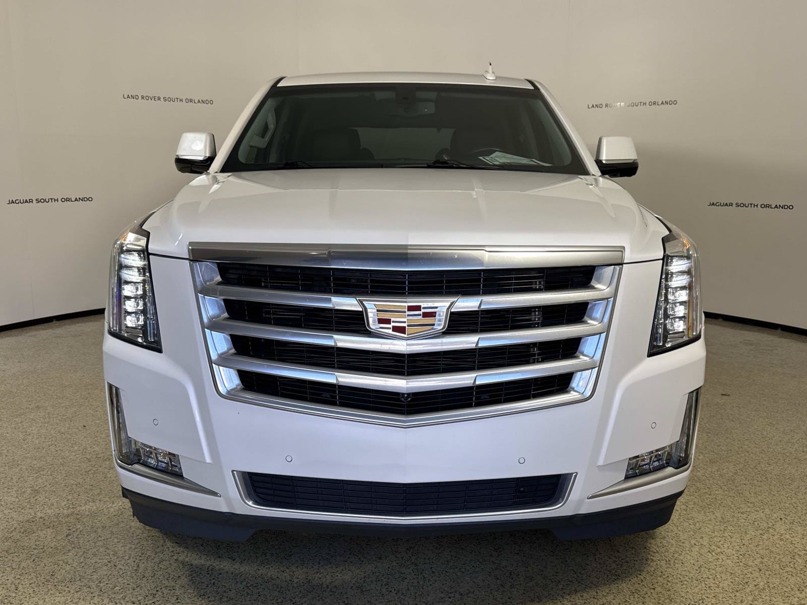 Used 2016 Cadillac Escalade 2WD image 8