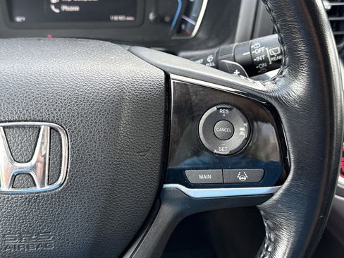 Used 2019 Honda Odyssey EX-L image 25