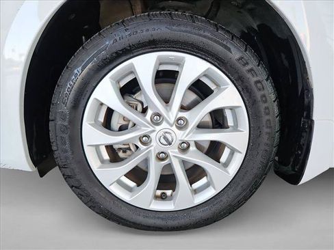 Used 2019 Nissan Sentra SV w/ Electronics Package FWD image 23