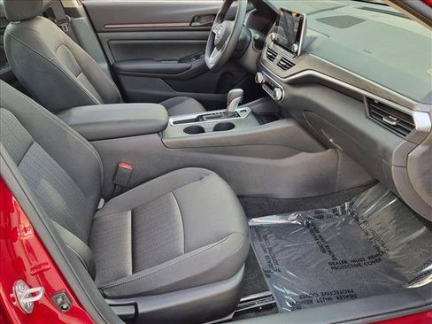 Certified 2026 Nissan Altima 2.5 SV FWD image 19