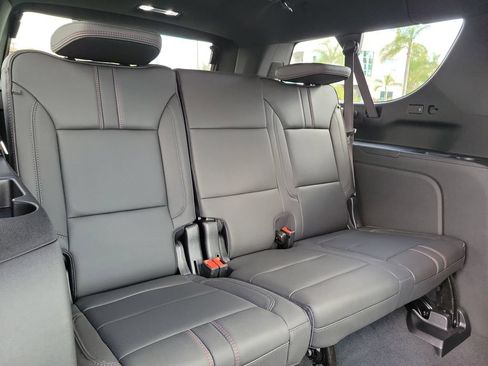 Used 2026 Chevrolet Suburban RST w/ Comfort Package AWD/4WD image 21