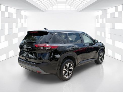 Used 2023 Nissan Rogue SV FWD image 7