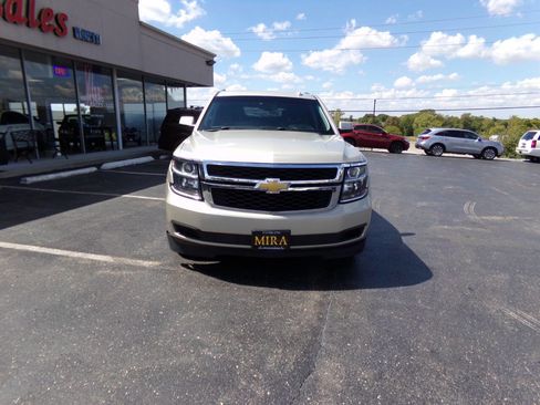 Used 2016 Chevrolet Tahoe LT image 4
