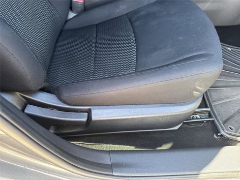 Used 2023 Nissan Sentra S FWD image 33