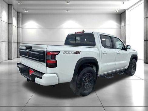 New 2026 Nissan Frontier PRO-4X w/ Pro Premium Package AWD/4WD image 8
