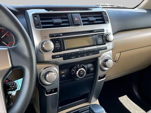 Used 2010 Toyota 4Runner SR5 RWD image 6