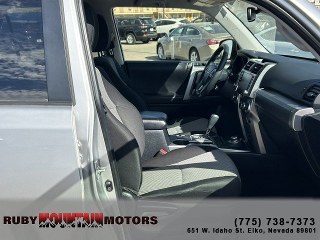Used 2022 Toyota 4Runner SR5 w/ 4Runner Black Package (TMS) AWD/4WD image 27