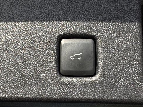 Used 2025 Ford Escape ST-Line Select image 14