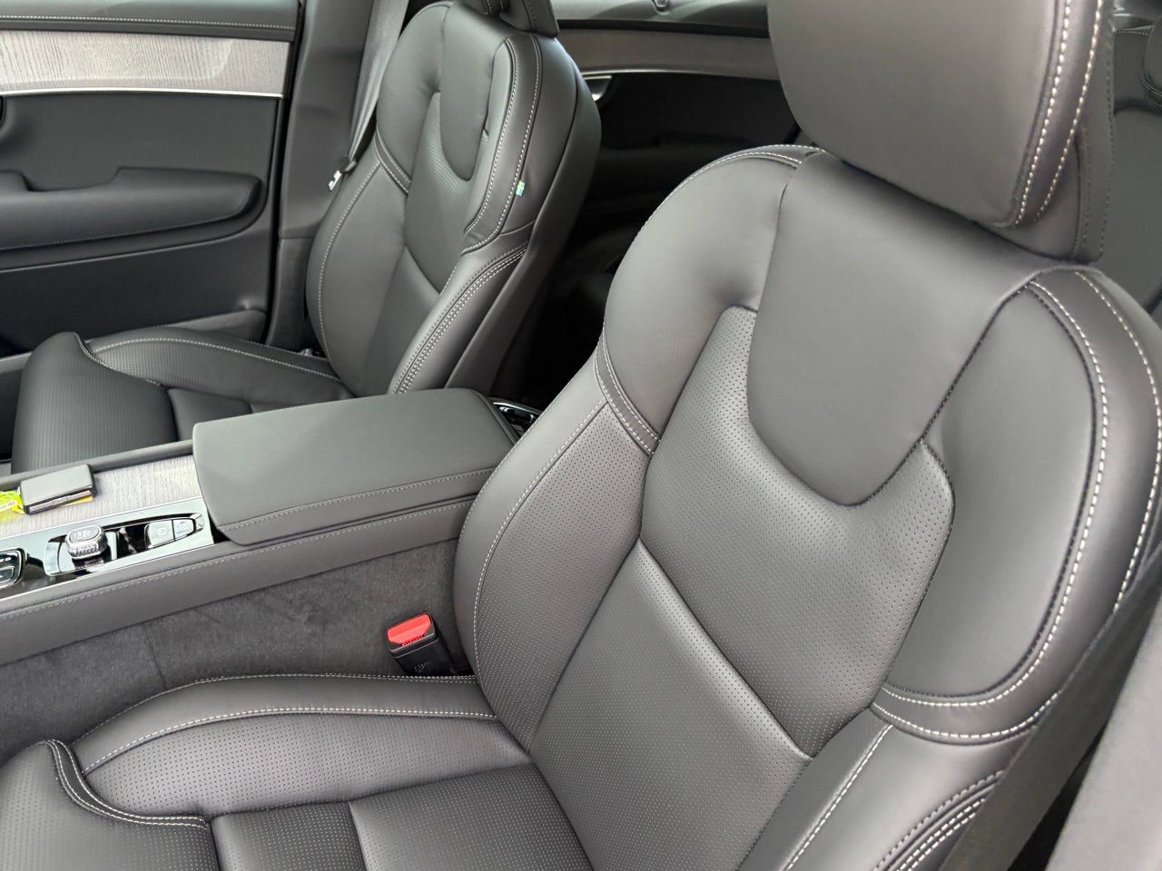 New 2026 Volvo XC90 B6 Ultra AWD/4WD image 22