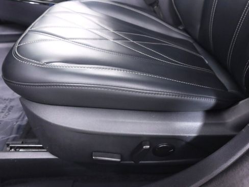 Used 2024 Ford Mustang Mach-E Select w/ Comfort Package Lite RWD image 28