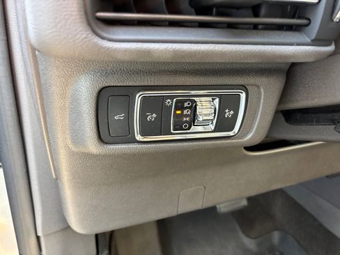 Certified 2022 Lincoln Corsair AWD w/ Premium Package image 14