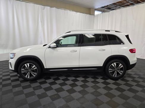 Certified 2025 Mercedes-Benz GLB 250 4MATIC image 3