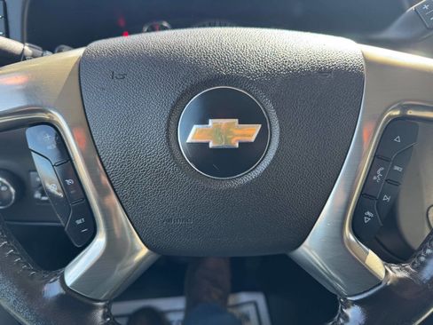 Used 2019 Chevrolet Express 3500 Extended w/ Driver Convenience Package image 14