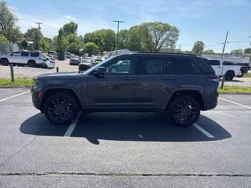 New 2026 Jeep Grand Cherokee Limited AWD/4WD image 4