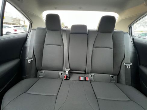 Used 2025 Toyota Corolla LE image 36