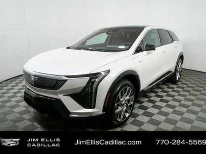 Used 2025 Cadillac Optiq Luxury 2 w/ LPO, Floor Liner Package