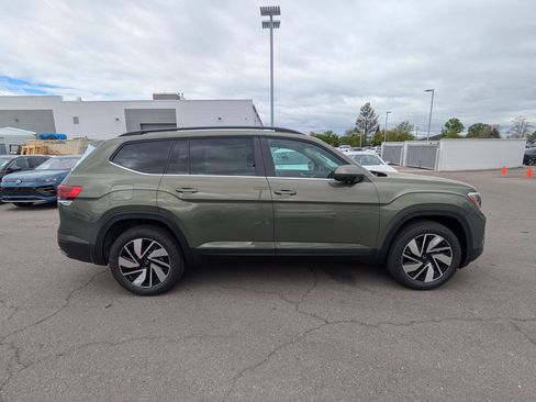 New 2026 Volkswagen Atlas SE AWD/4WD image 2
