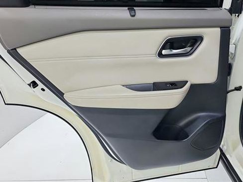 Certified 2021 Nissan Rogue SL FWD image 23