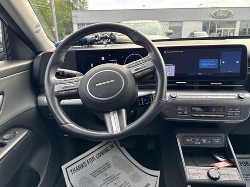 Used 2024 Hyundai Kona Limited FWD image 15
