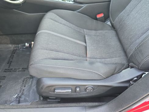 Used 2024 Honda Accord Sport image 28